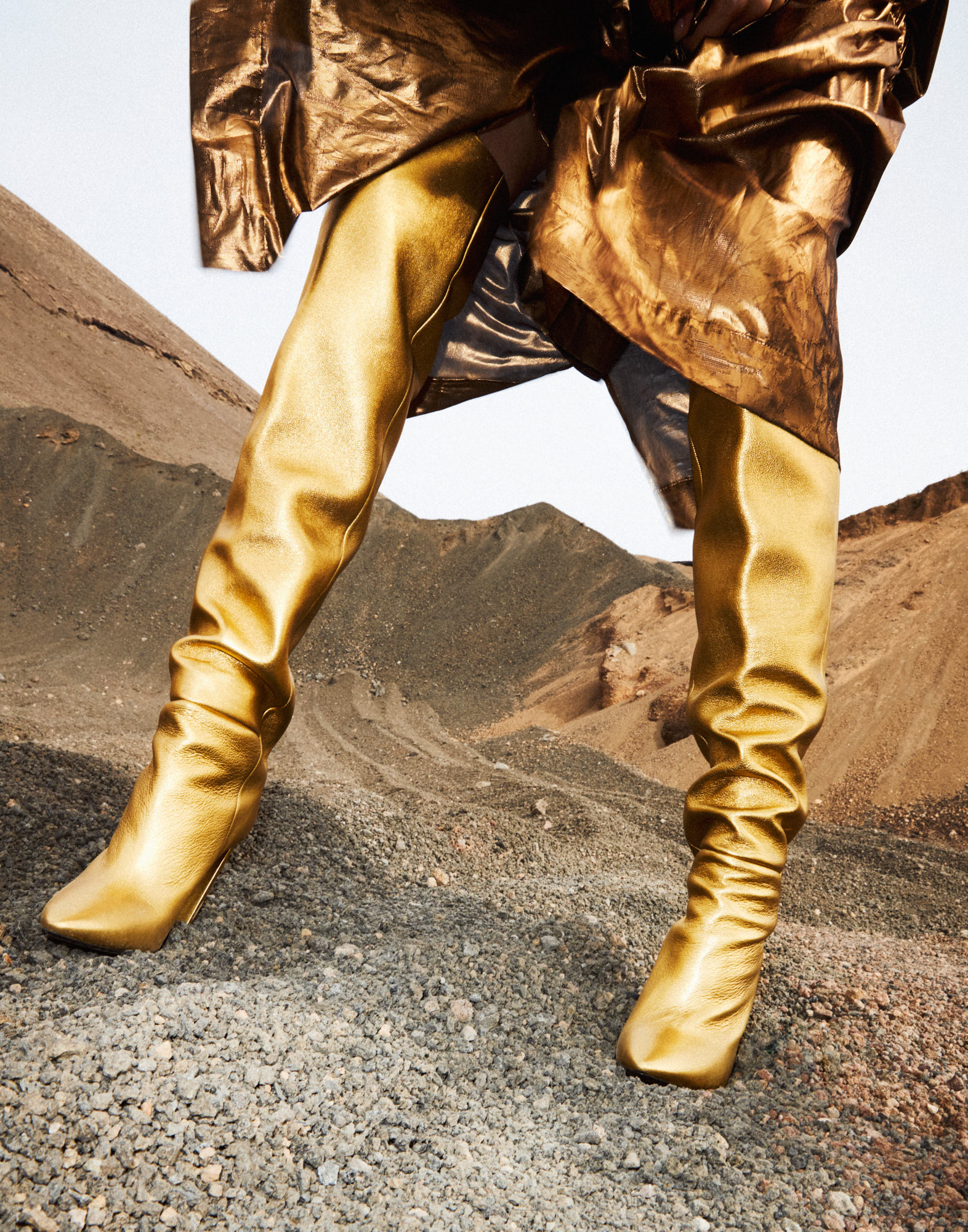 Golden Hour / Micha Freutel